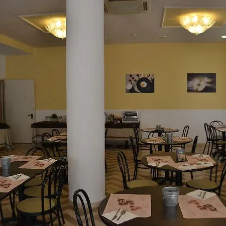 Caterina Otel Rimini