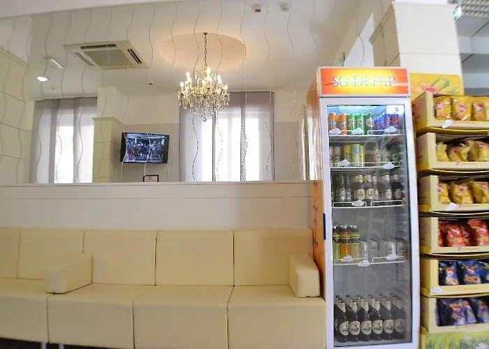 维拉卡特里纳酒店 3* 里米尼